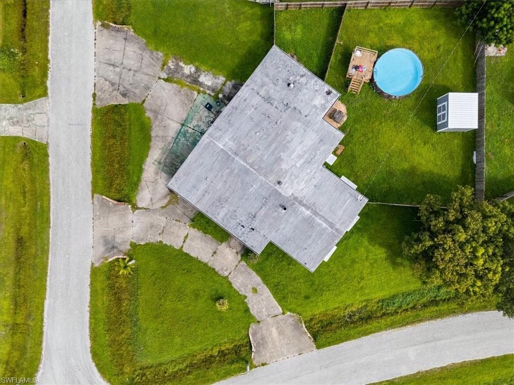 298 Lakeview DR, NORTH FORT MYERS FL 33917-17