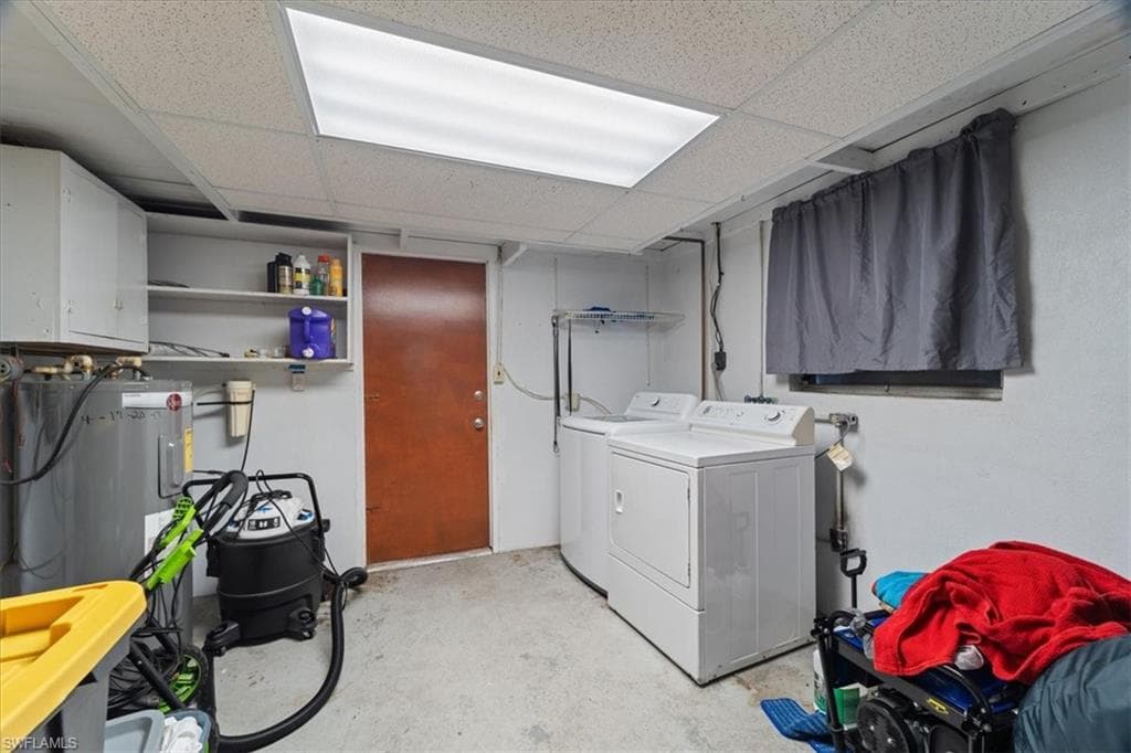 298 Lakeview DR, NORTH FORT MYERS FL 33917-7