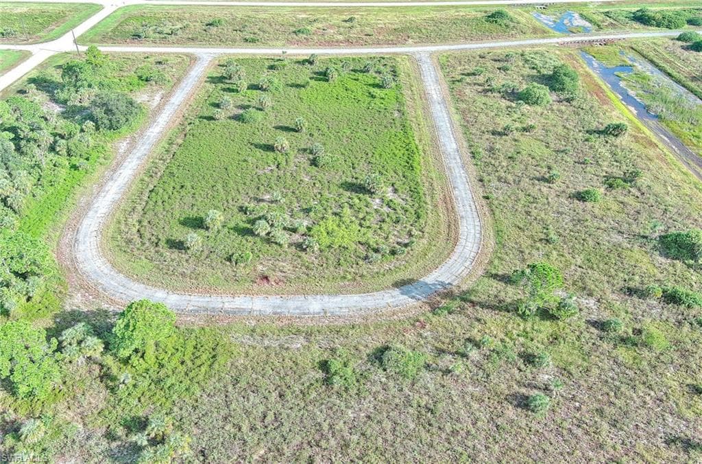 121 Ardmore CIR, LABELLE FL 33935-10