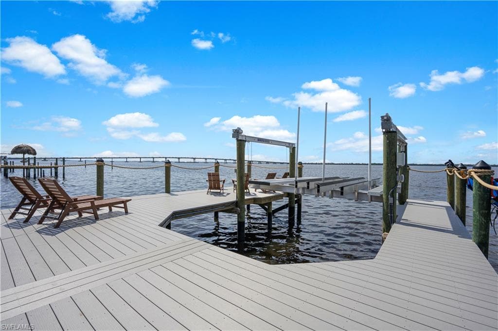 3914 W Riverside DR, FORT MYERS FL 33901-25