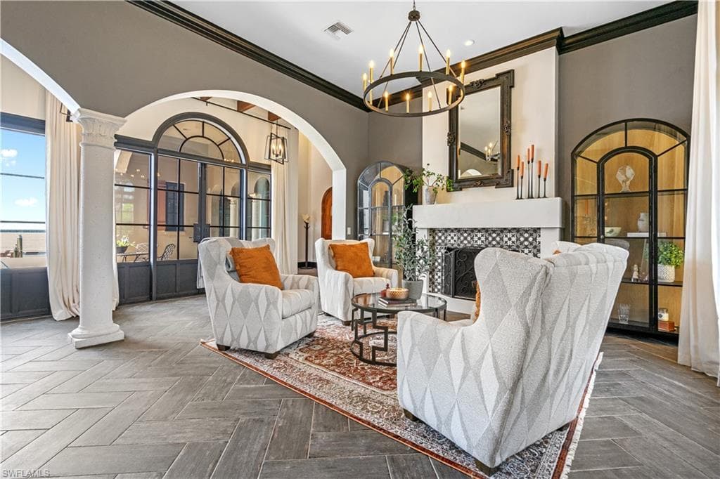 3914 W Riverside DR, FORT MYERS FL 33901-8