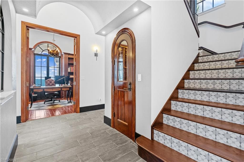 3914 W Riverside DR, FORT MYERS FL 33901-29