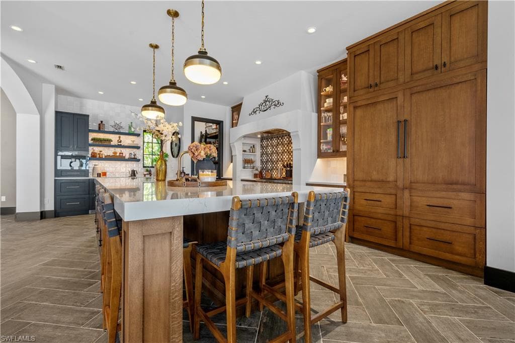 3914 W Riverside DR, FORT MYERS FL 33901-13