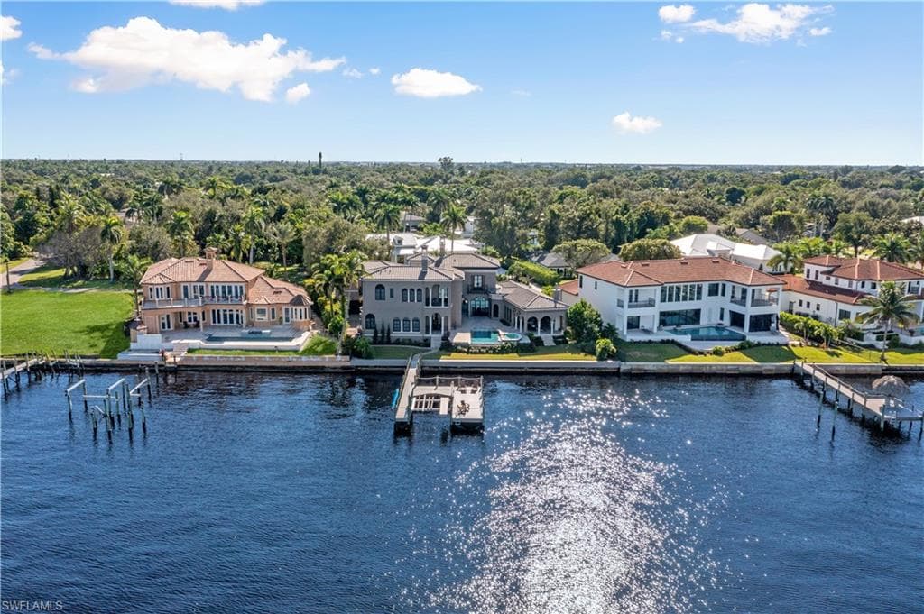 3914 W Riverside DR, FORT MYERS FL 33901-28