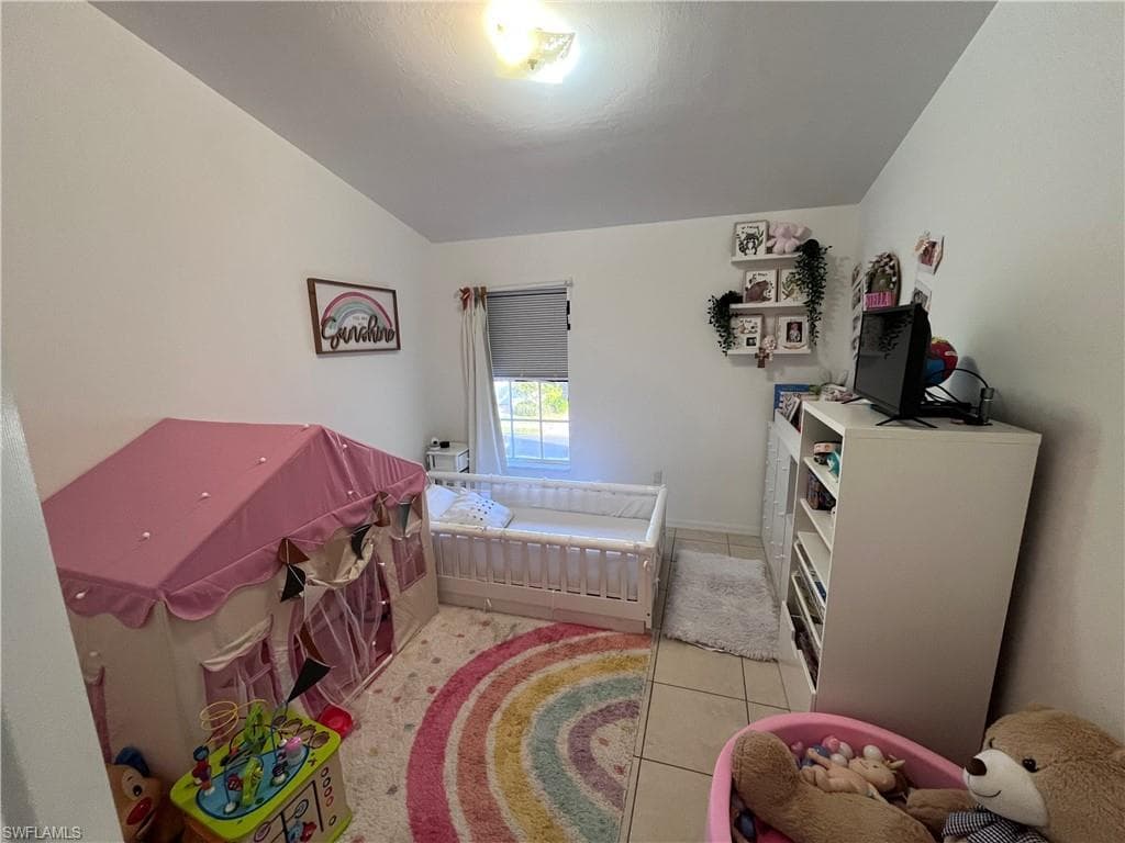 972 Hampton CIR # 77, NAPLES FL 34105-16