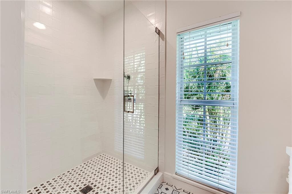 2612 Coconut DR, SANIBEL FL 33957-21