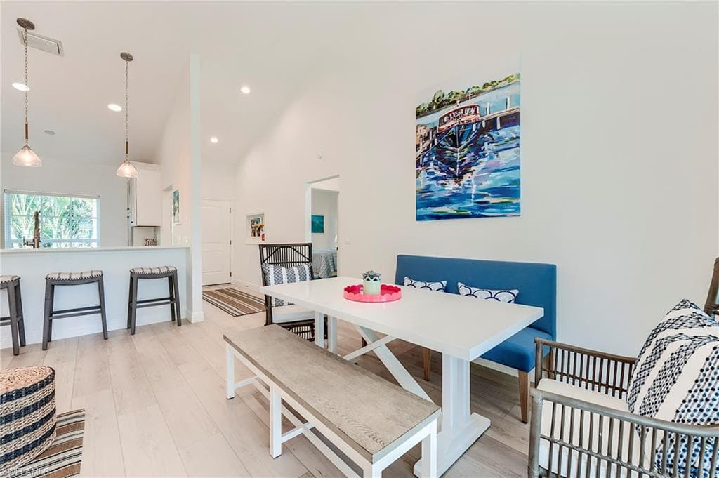 2612 Coconut DR, SANIBEL FL 33957-6