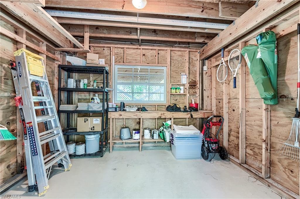 2612 Coconut DR, SANIBEL FL 33957-37