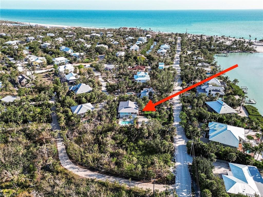 2612 Coconut DR, SANIBEL FL 33957-40