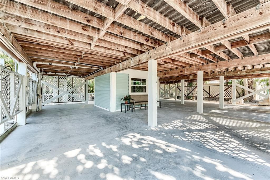 2612 Coconut DR, SANIBEL FL 33957-36