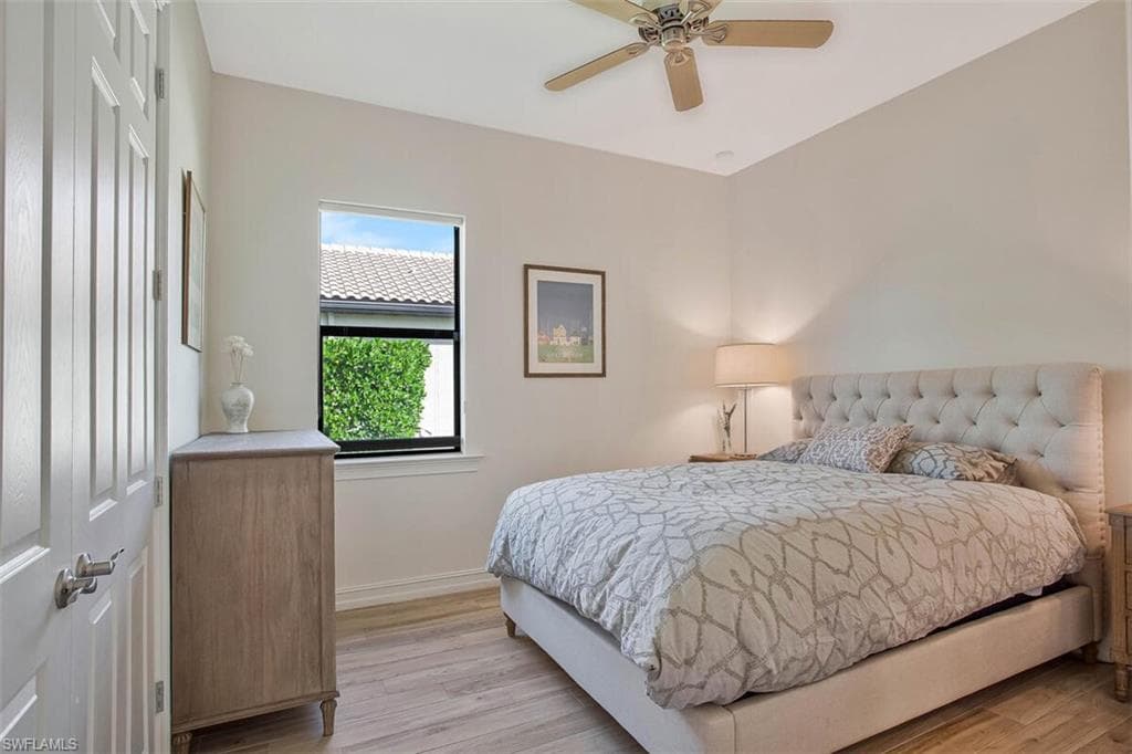 1422 Mockingbird DR, NAPLES FL 34120-16