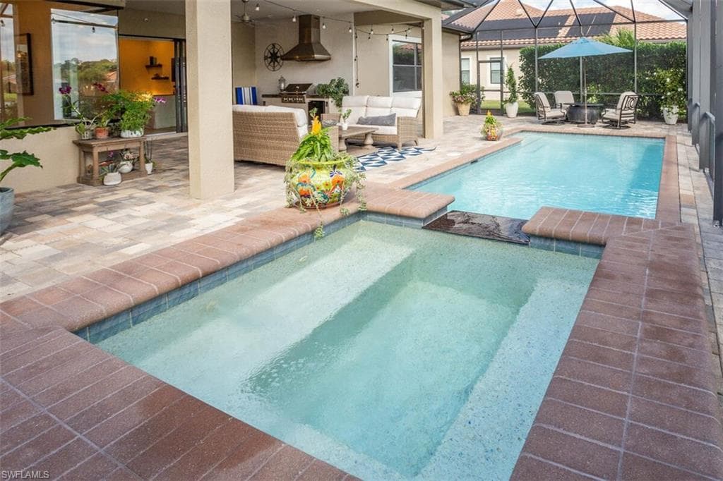 1422 Mockingbird DR, NAPLES FL 34120-2