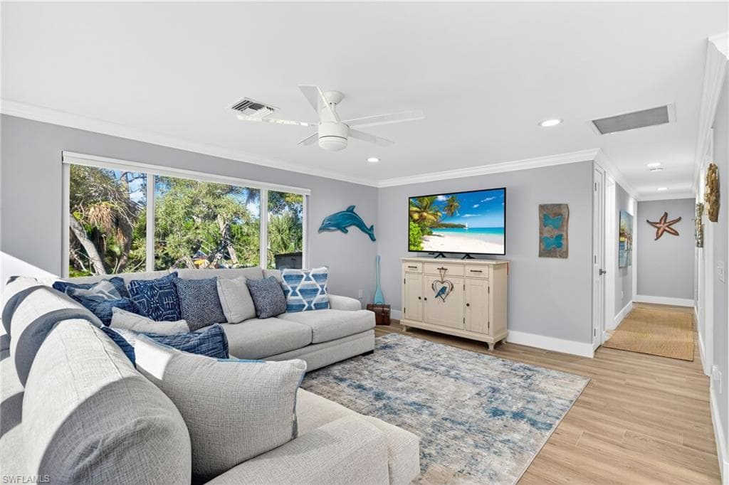 1825 Middle Gulf DR, SANIBEL FL 33957-2