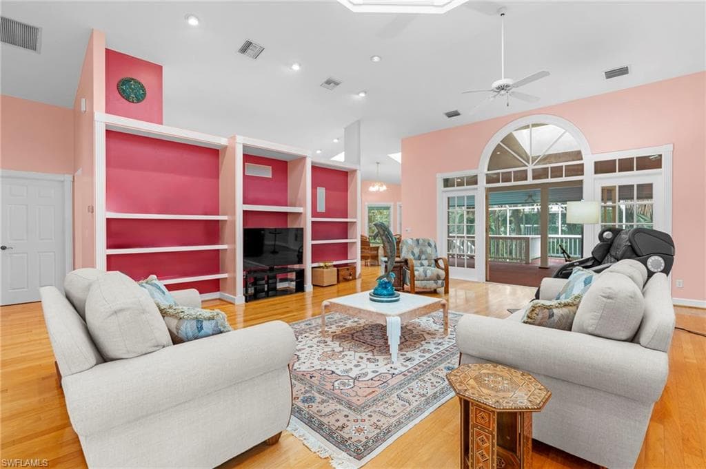 380 Periwinkle CT, MARCO ISLAND FL 34145-12