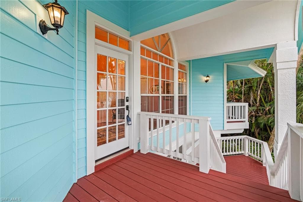 380 Periwinkle CT, MARCO ISLAND FL 34145-33