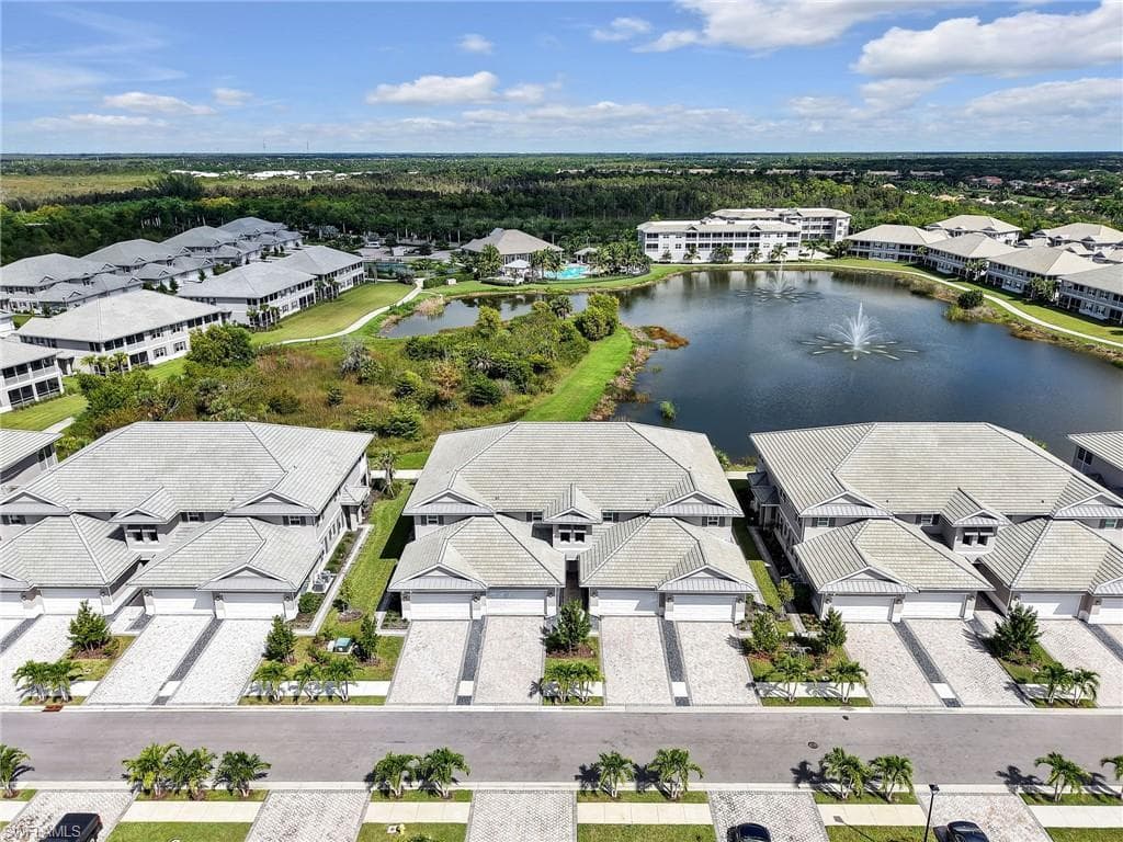 257 Indies Dr E # 102, NAPLES FL 34114-2