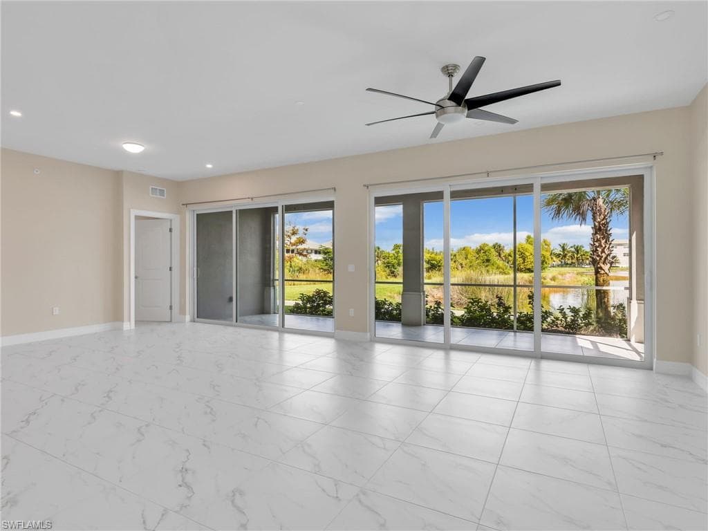 257 Indies Dr E # 102, NAPLES FL 34114-9