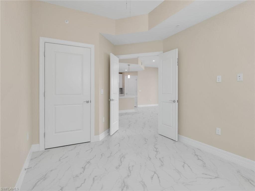 257 Indies Dr E # 102, NAPLES FL 34114-18