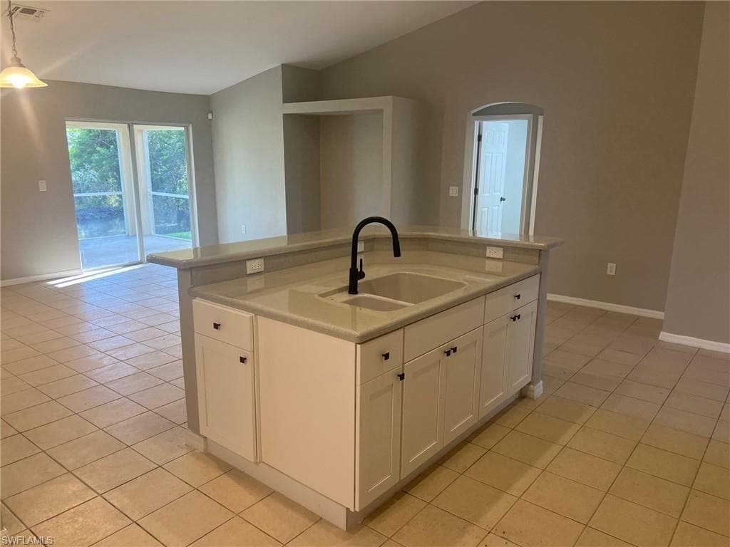 4015 6th ST SW, LEHIGH ACRES FL 33976-24