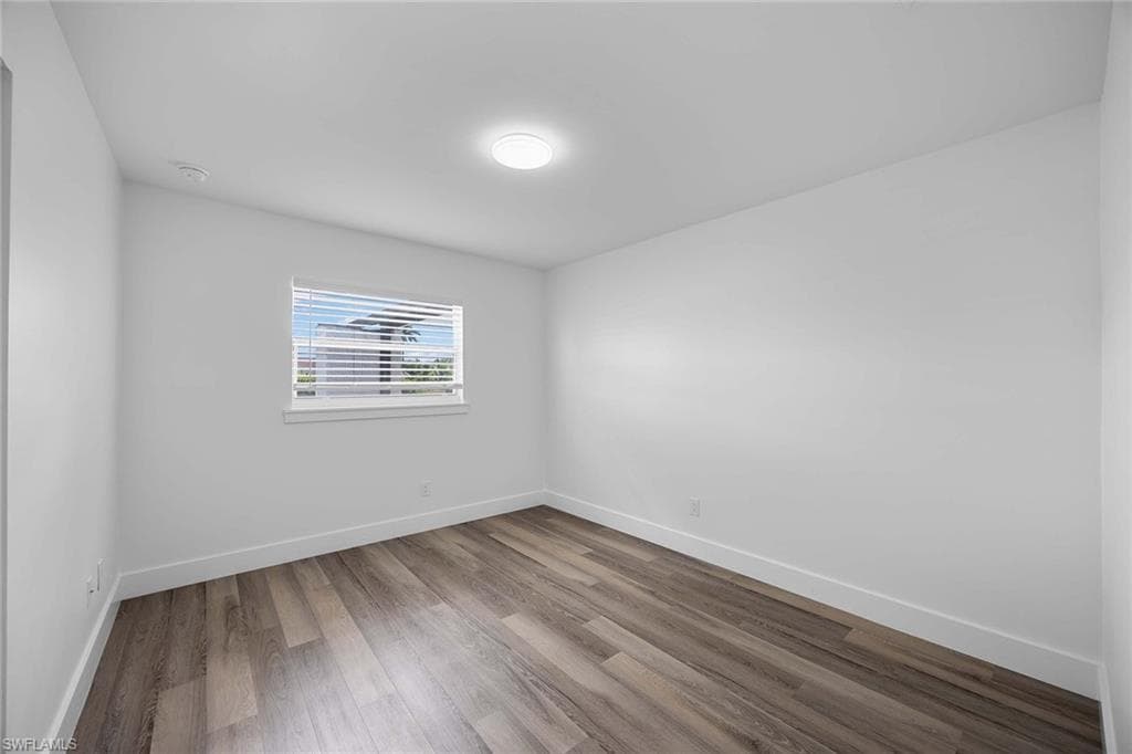 1235 Woodridge AVE, NAPLES FL 34103-19