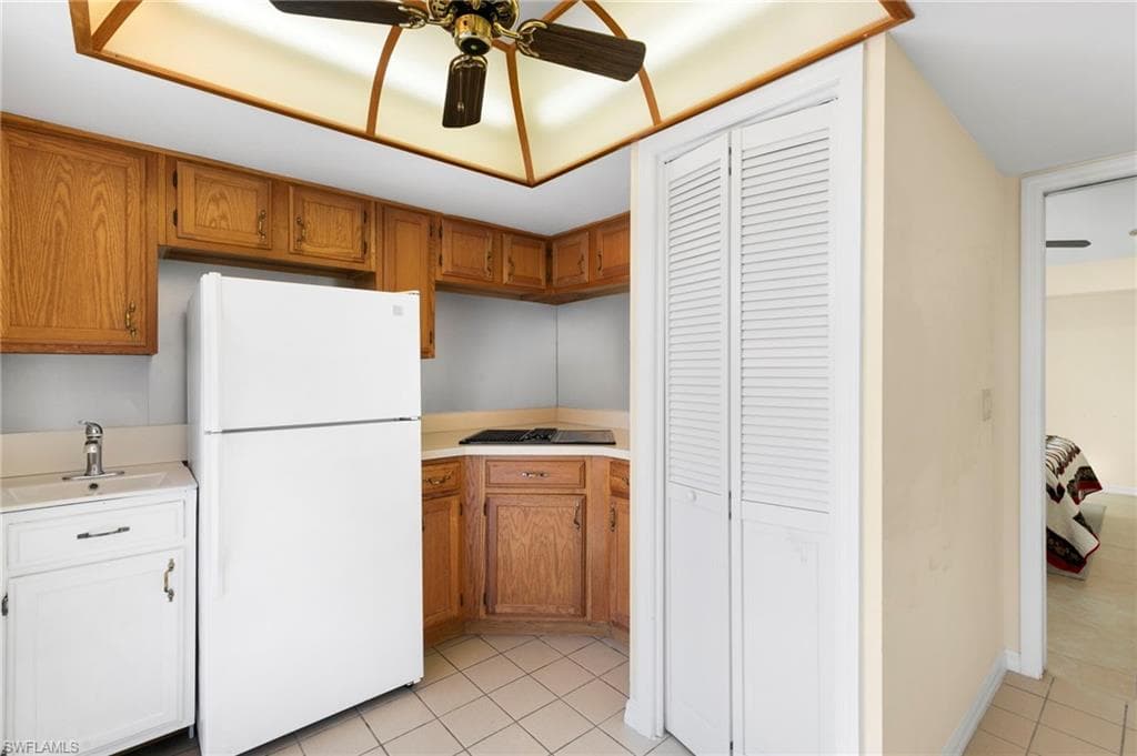 3434 Anton CT, NAPLES FL 34109-24