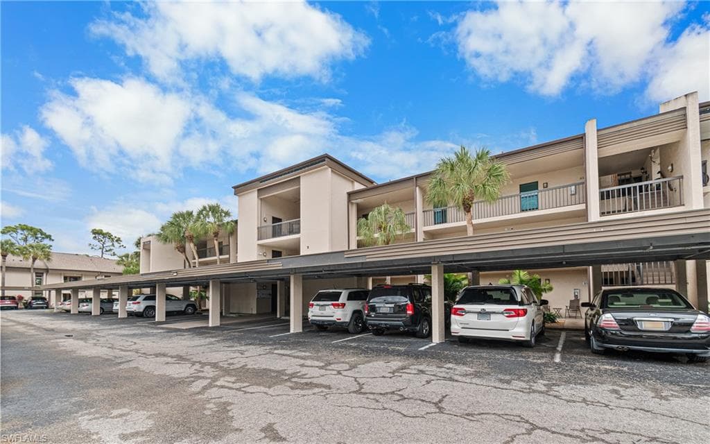 5905 Trailwinds DR # 824, FORT MYERS FL 33907-1