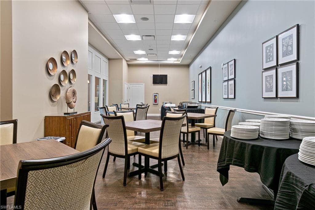 5905 Trailwinds DR # 824, FORT MYERS FL 33907-44