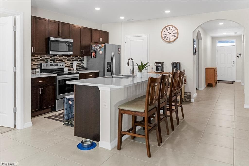 8880 Cascade Price CIR, NORTH FORT MYERS FL 33917-7