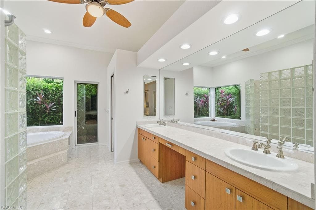 3481 Wild Indigo LN, BONITA SPRINGS FL 34134-11