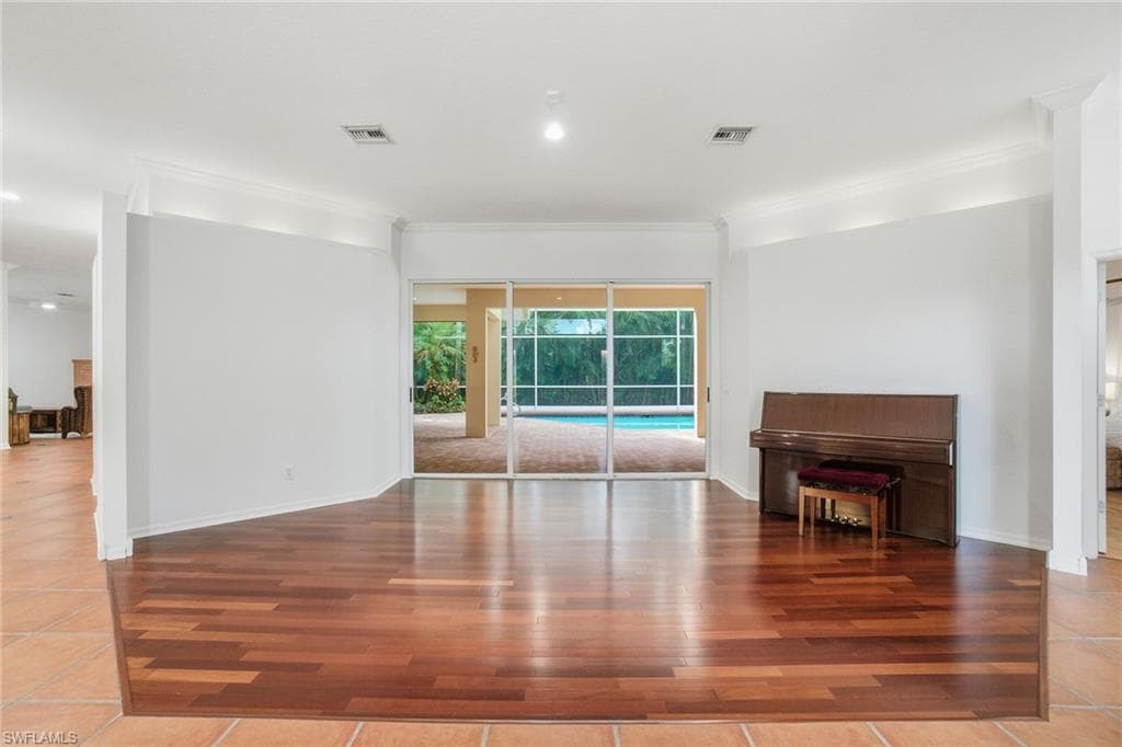 3481 Wild Indigo LN, BONITA SPRINGS FL 34134-17