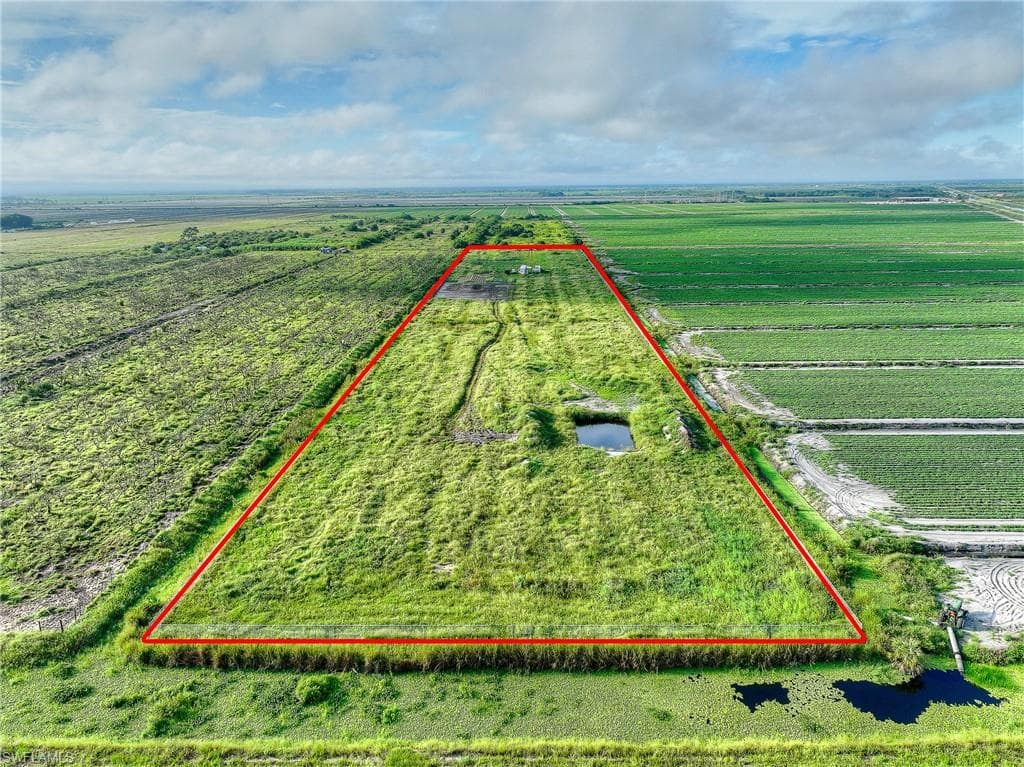 7050 6th RD, LABELLE FL 33935-8