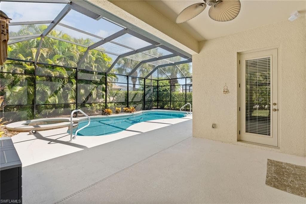 8193 Valiant DR, NAPLES FL 34104-26