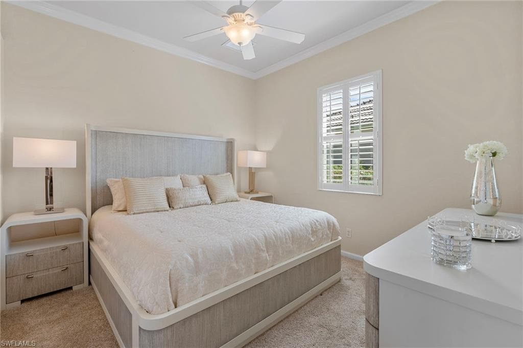 8193 Valiant DR, NAPLES FL 34104-17