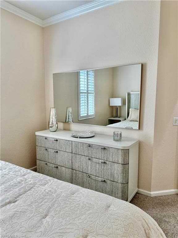 8193 Valiant DR, NAPLES FL 34104-18