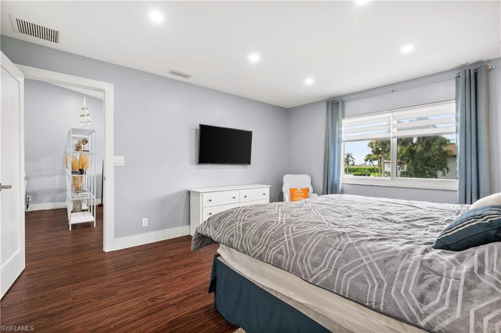 3504 ANTARCTIC CIR S-14