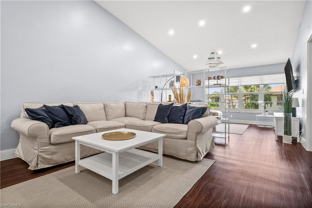 3504 ANTARCTIC CIR S-3