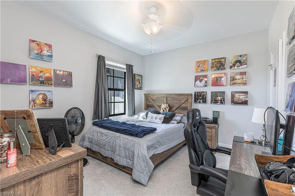 7538 Rockefeller DR, NAPLES FL 34119-15