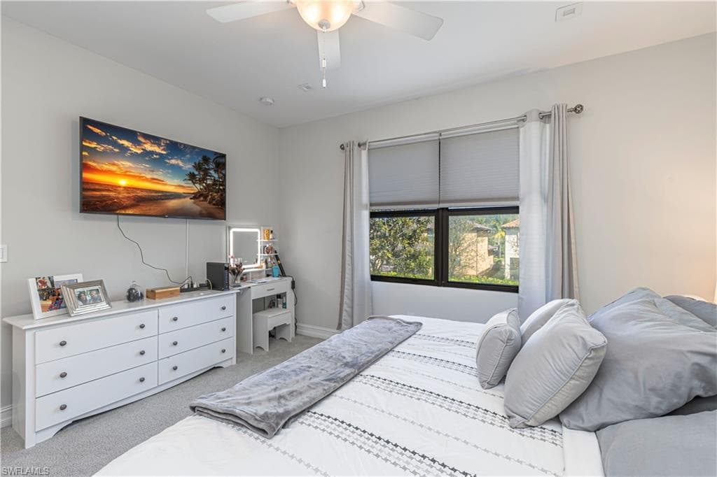 7538 Rockefeller DR, NAPLES FL 34119-11