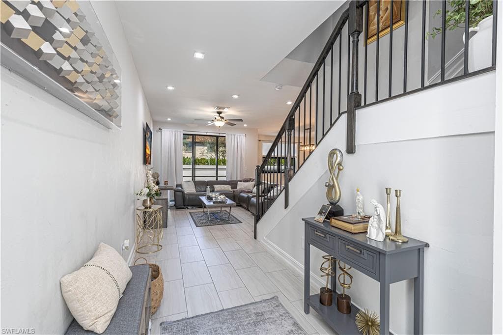 7538 Rockefeller DR, NAPLES FL 34119-19