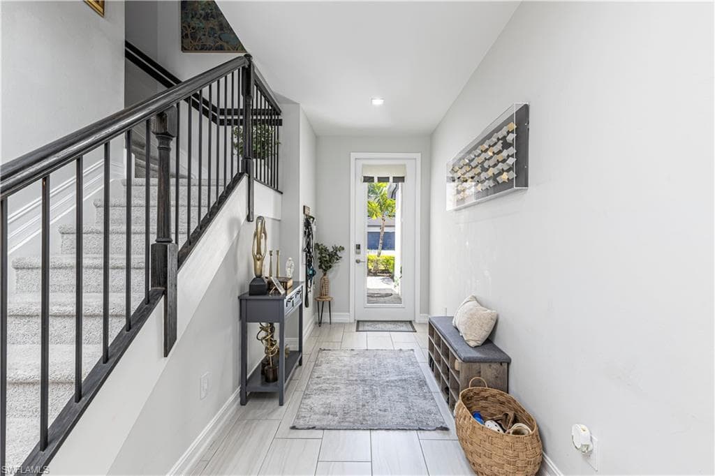 7538 Rockefeller DR, NAPLES FL 34119-20