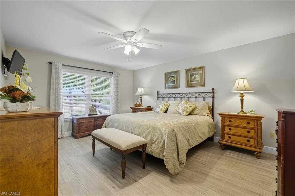 1203 N Brandywine CIR, FORT MYERS FL 33919-19