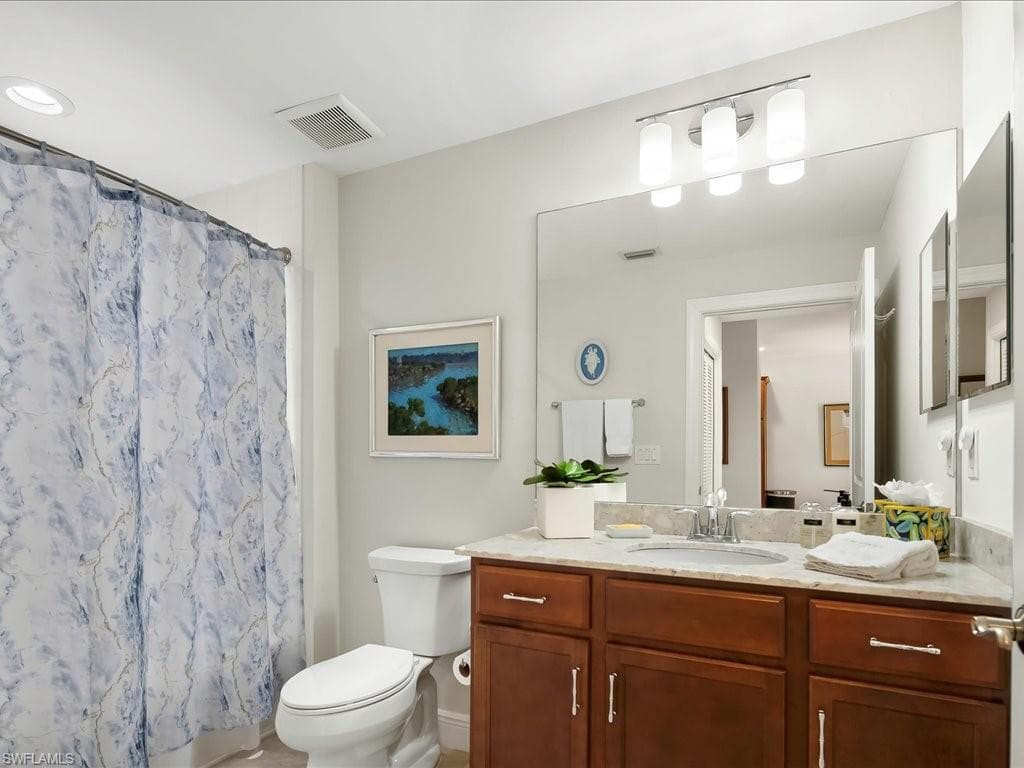 15102 Palmer Lake CIR # 105, NAPLES FL 34109-18