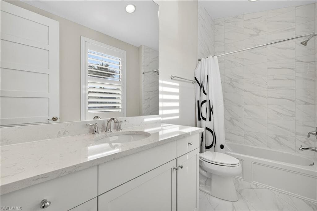 6541 Dominica DR # 201, NAPLES FL 34113-22