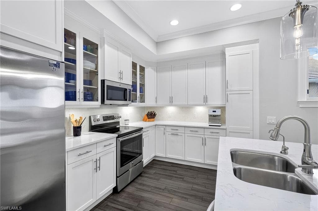 6541 Dominica DR # 201, NAPLES FL 34113-11