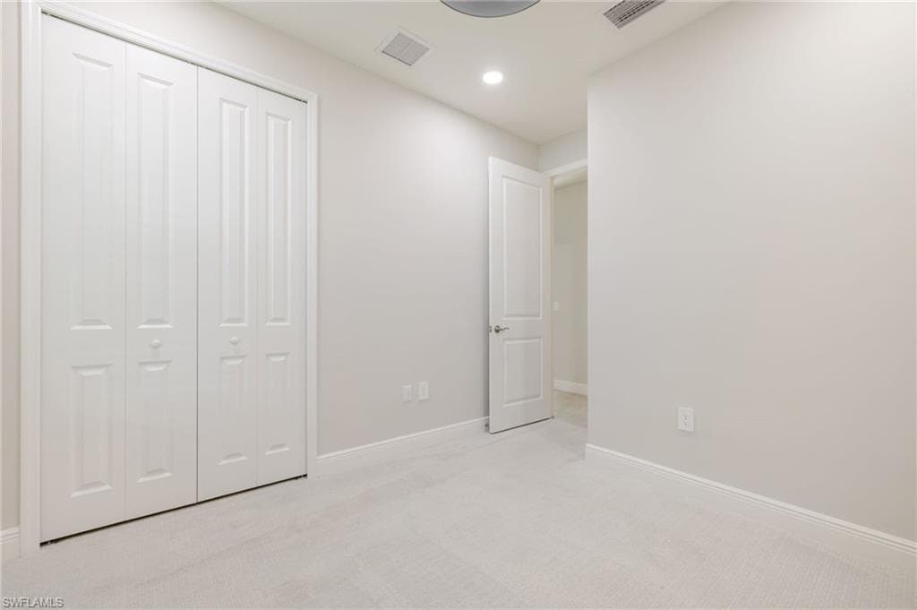 8770 Pigeon Ky, FORT MYERS FL 33908-26