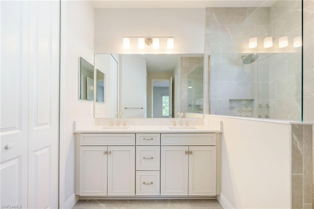 8770 Pigeon Ky, FORT MYERS FL 33908-15