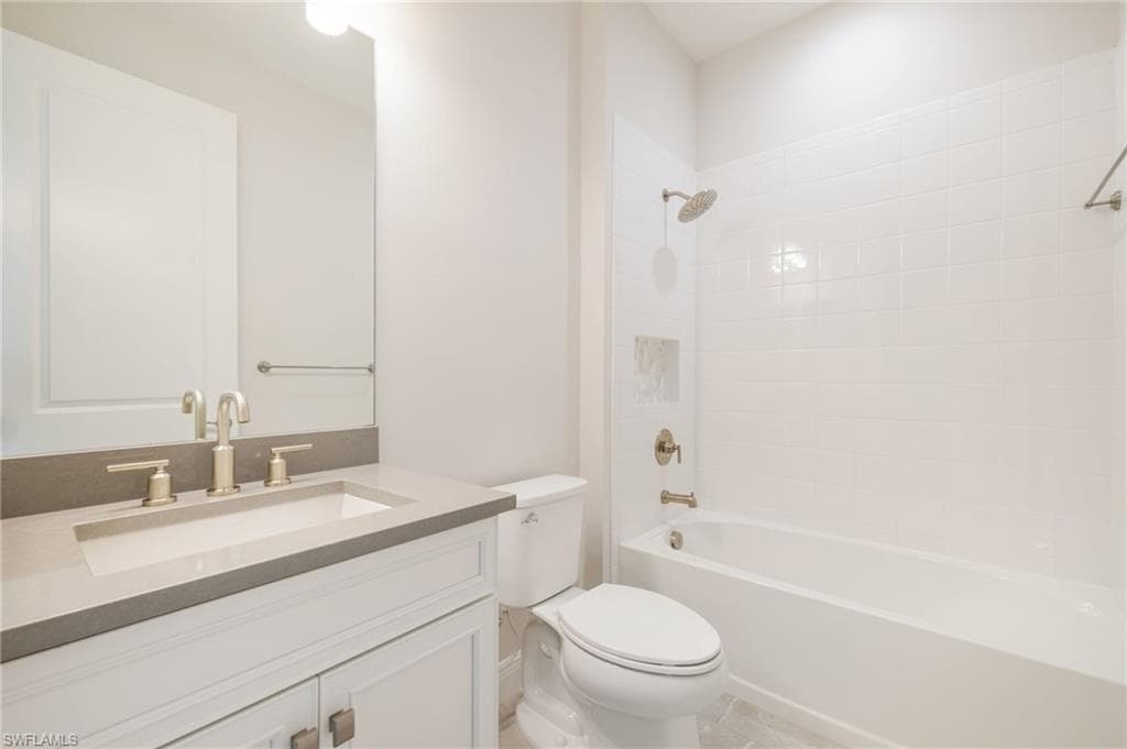 8770 Pigeon Ky, FORT MYERS FL 33908-21