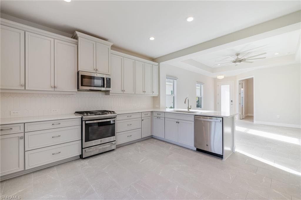 8770 Pigeon Ky, FORT MYERS FL 33908-6