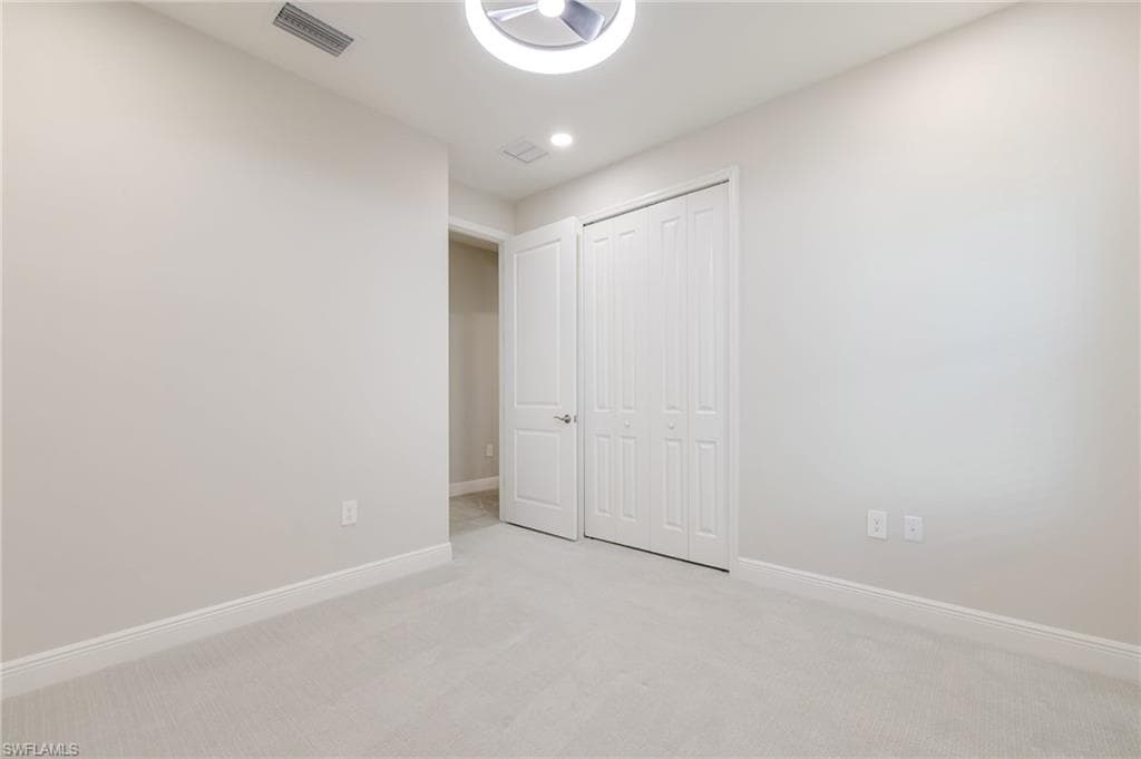 8770 Pigeon Ky, FORT MYERS FL 33908-27