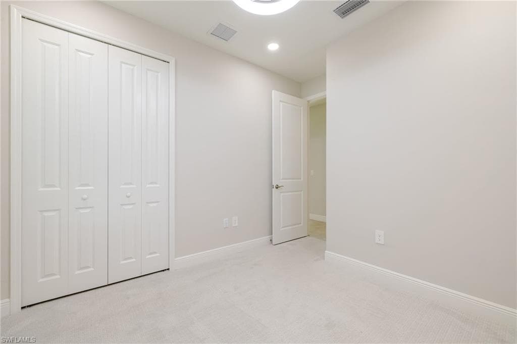 8770 Pigeon Ky, FORT MYERS FL 33908-30